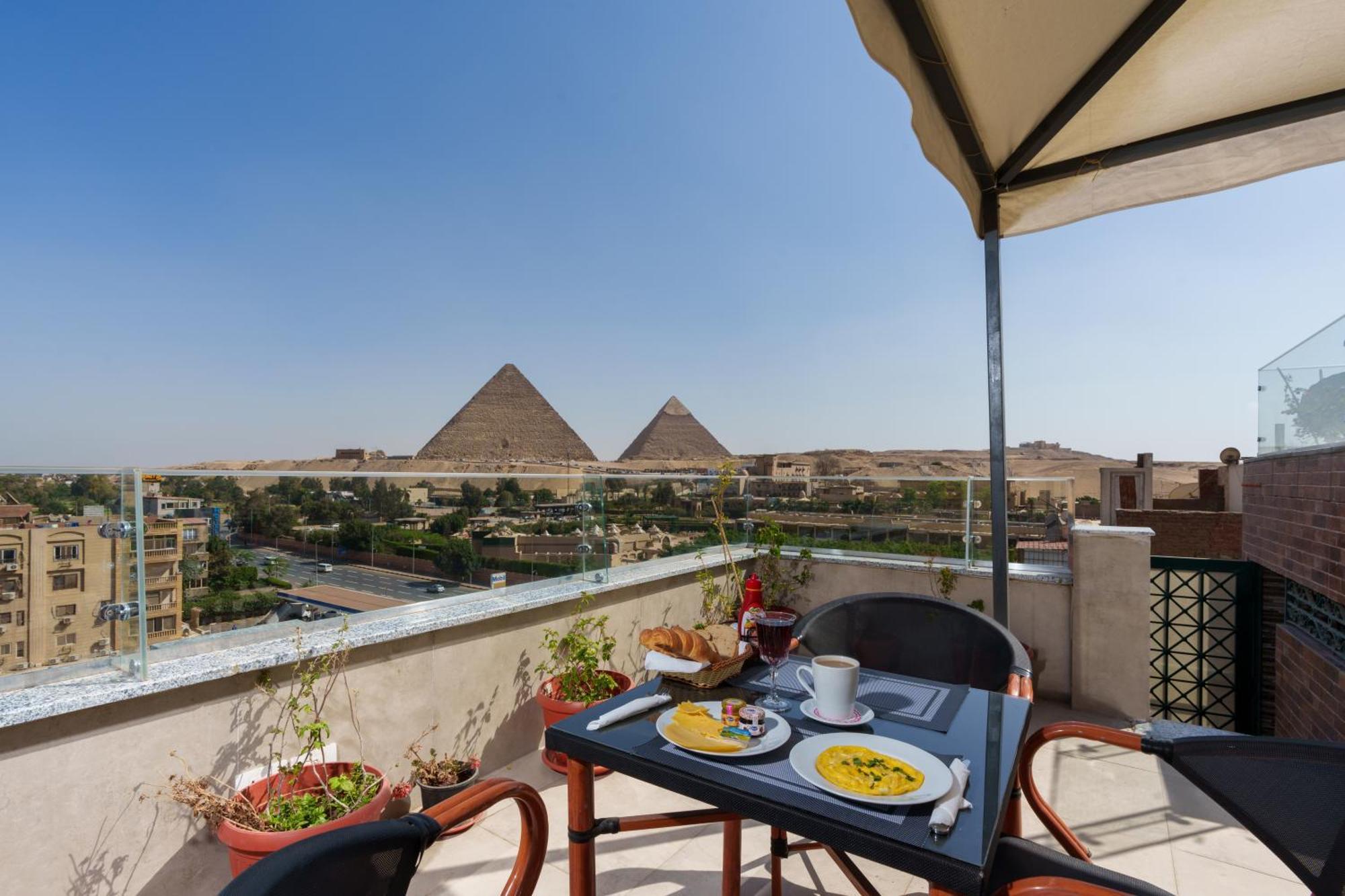 Dream Inn Pyramids View Kafrat al Jabal Екстер'єр фото