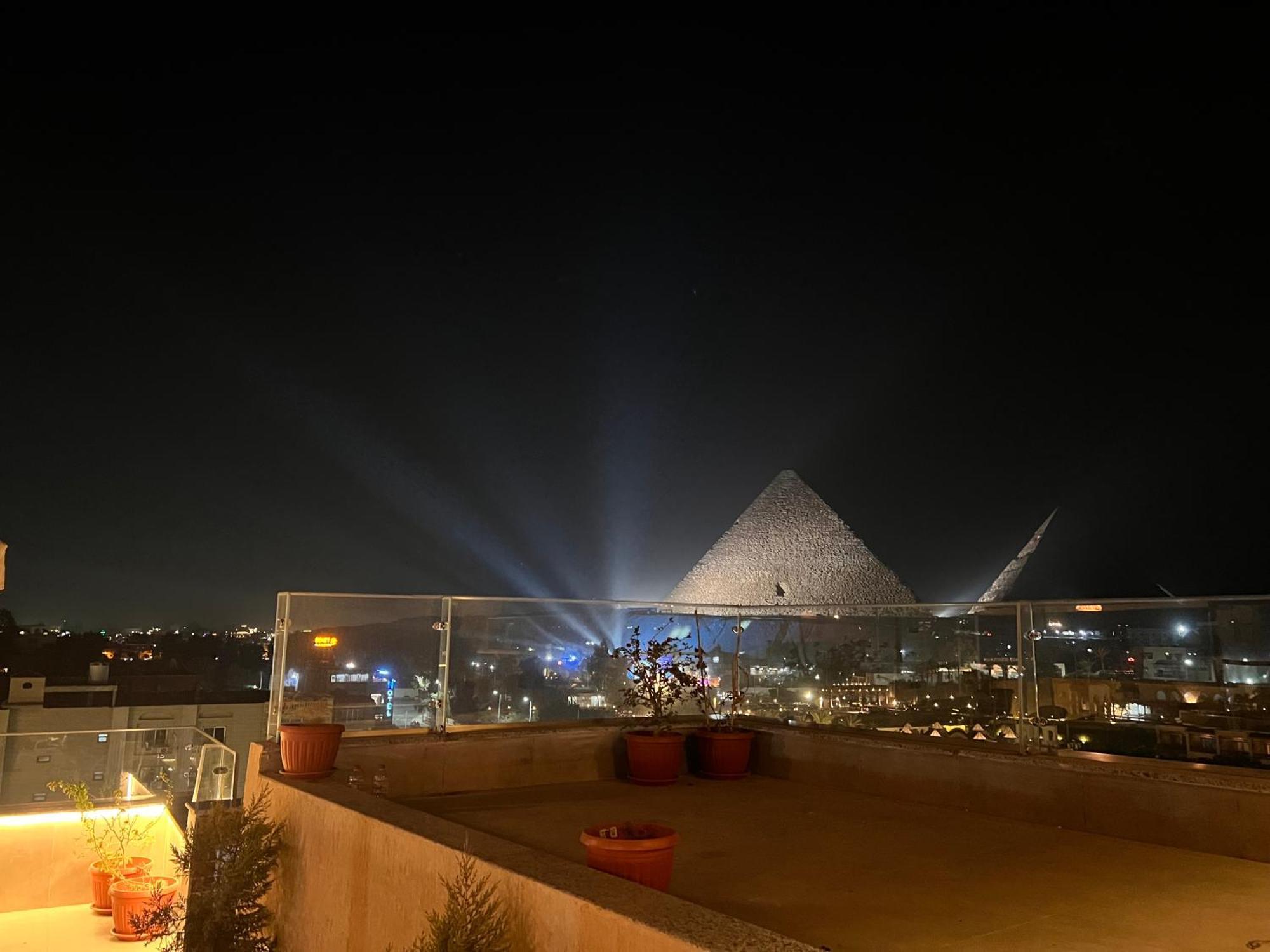 Dream Inn Pyramids View Kafrat al Jabal Екстер'єр фото