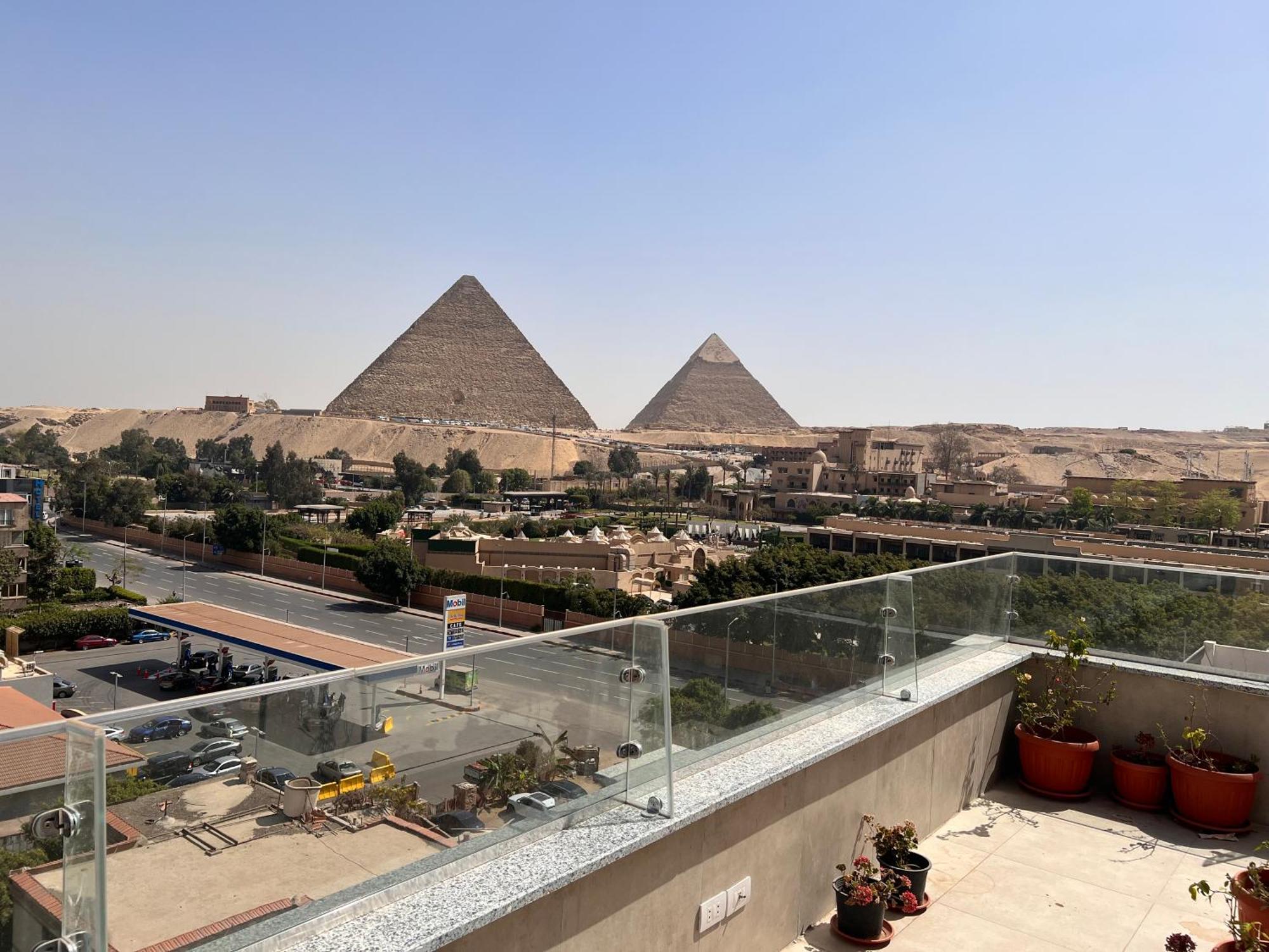 Dream Inn Pyramids View Kafrat al Jabal Екстер'єр фото